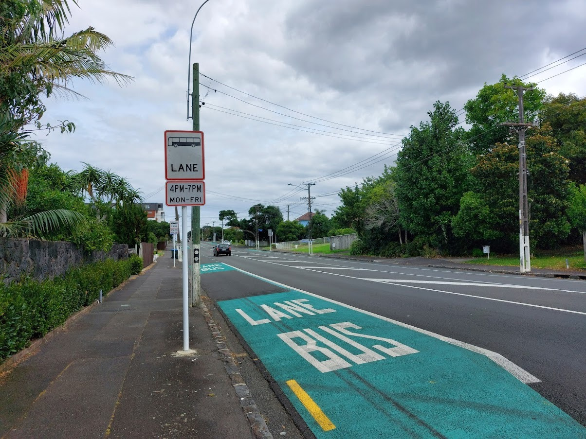Bus-lane.jpg
